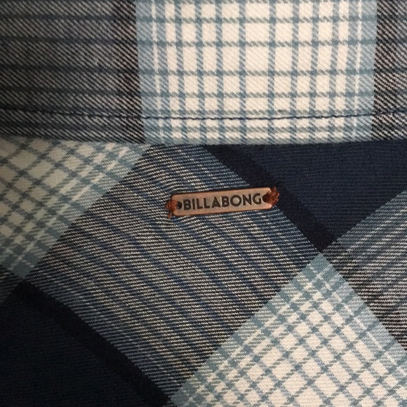 NWT Billabong Shirt Dress - Picture 6 of 7